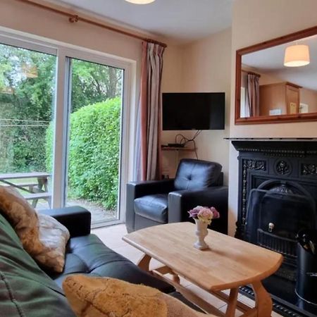 Kerry Lee Homes ทราลี ภายนอก รูปภาพ